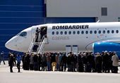 Mỹ giữ nguyên mức thuế 300% đối với máy bay Bombardier