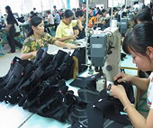 Đề nghị EU không áp thuế chống bán phá giá giày, mũ da