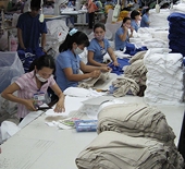 Xuất khẩu hàng dệt may: Khởi sắc trở lại