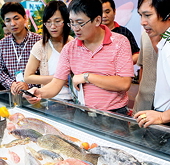 Siết chặt quản lý hàng nhập khẩu đông lạnh