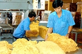 Xuất khẩu cao su: Lượng giảm, giá trị tăng