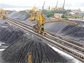 Xuất khẩu khoáng sản: Tạm lắng chứ chưa hết lo