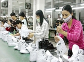 Xuất khẩu giày da vào châu Âu -Tránh tăng trưởng đột biến