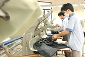 Doanh nghiệp dệt may: Khó khăn chồng chất 
