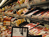 Nhật cấm nhập khẩu thịt bò từ Brazil