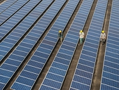 EU áp thuế với kính năng lượng Mặt Trời của Trung Quốc