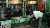 Sống chung với các vụ kiện