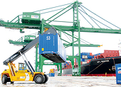Nửa đầu tháng 9 nhập siêu 955 triệu USD