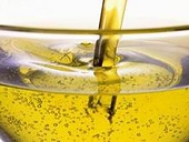 Bộ trưởng Bộ Công Thương ban hành Quyết định thông báo về kết quả rà soát giữa kỳ việc áp thuế tự vệ đối với mặt hàng dầu thực vật tinh luyện NK vào Việt Nam