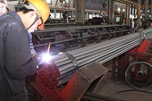 Thép kiện tự vệ: Doanh nghiệp được gì - mất gì?