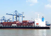 5 tháng thặng dư thương mại 1,64 tỷ USD