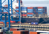 Chi phí logistics Việt Nam đắt đỏ nhất thế giới