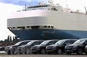 EU đe dọa áp thuế đối với khoảng 20 tỷ euro hàng nhập khẩu từ Mỹ