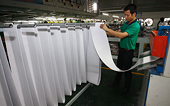 Gỗ, may mặc "khó chồng khó" ở thị trường Mỹ