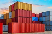 Xuất khẩu nửa cuối năm 2021 đối diện với nhiều rủi ro vì thiếu container và dịch COVID-19