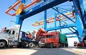 Kim ngạch xuất nhập khẩu chính thức vượt 600 tỷ USD