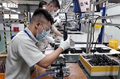 Nắm được "luật chơi", doanh nghiệp mới bơi giỏi ra "biển lớn"