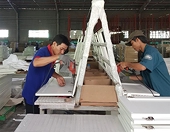 Xuất khẩu đột ngột giảm tốc