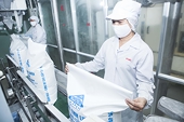 Hạn chế rủi ro đến từ hàng ngoại nhập