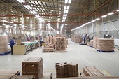Nỗi lo hàng tồn kho đè nặng lên doanh nghiệp xuất khẩu