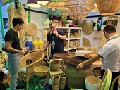 Đường dài để về trạng thái cũ, doanh nghiệp cần ‘bền sức’ chịu đựng