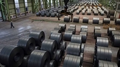 Xuất khẩu thép của Trung Quốc tăng vọt, gây rủi ro xung đột thương mại mới