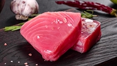 Thịt cá ngừ đông lạnh là sản phẩm xuất khẩu chủ lực của Việt Nam sang Anh