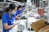 Xuất khẩu dệt may lo khó cạnh tranh nếu thuế đối ứng có hiệu lực