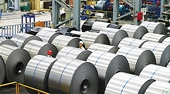 Chặn thép ngoại giá rẻ, giữ thị phần nội địa