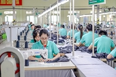 Ngành dệt may Việt Nam: Làm gì để bước qua giai đoạn "hụt đà" tăng?