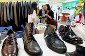 Thúc đẩy tăng trưởng ngành dệt may và da giày - túi xách